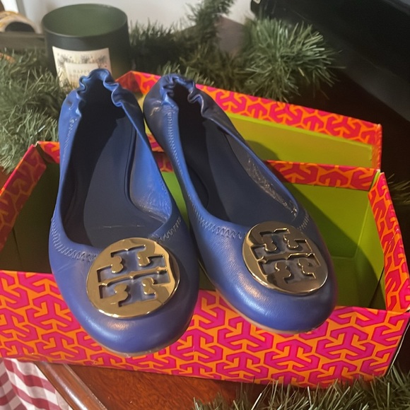 Tory Burch Shoes - Blue Tory Burch Reva Flats - Metal Logo